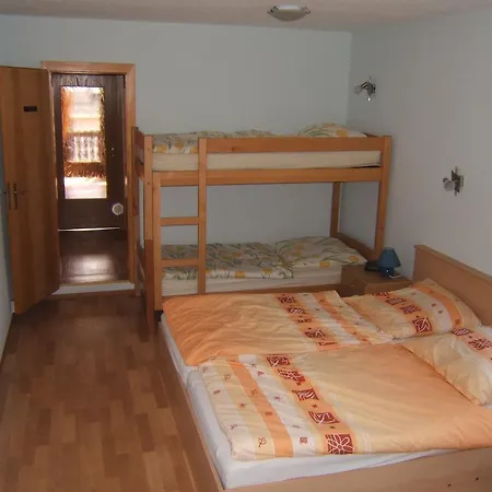 Apartment Veit *