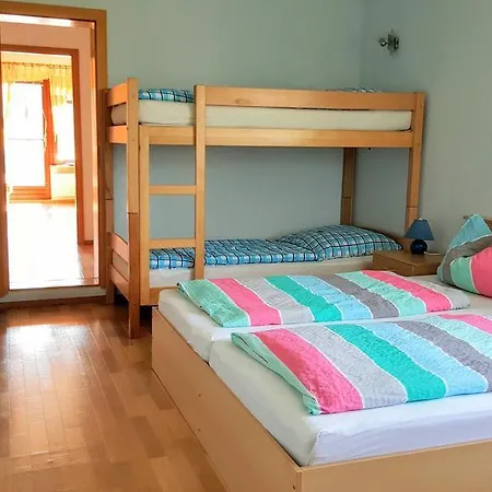 Apartment Veit *